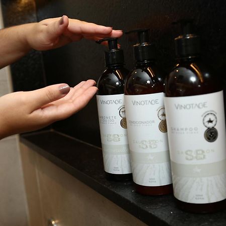 Hotel Atlante Plaza Recife Exterior foto Bottles of wine