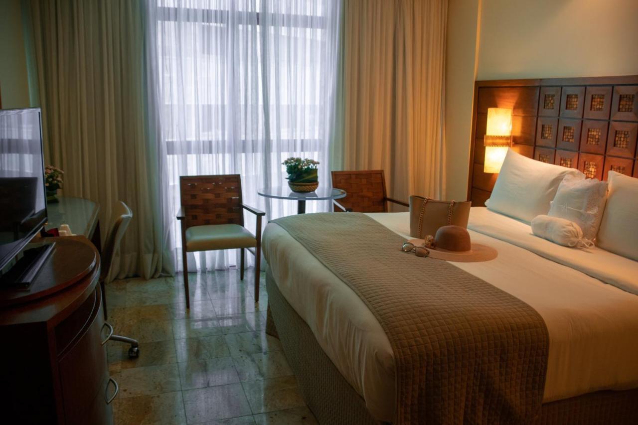 Hotel Atlante Plaza Recife Exterior foto A room at the hotel